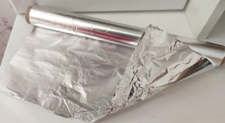 7 способов как использовать фольгу в быту: простые советы очень помогают в быту