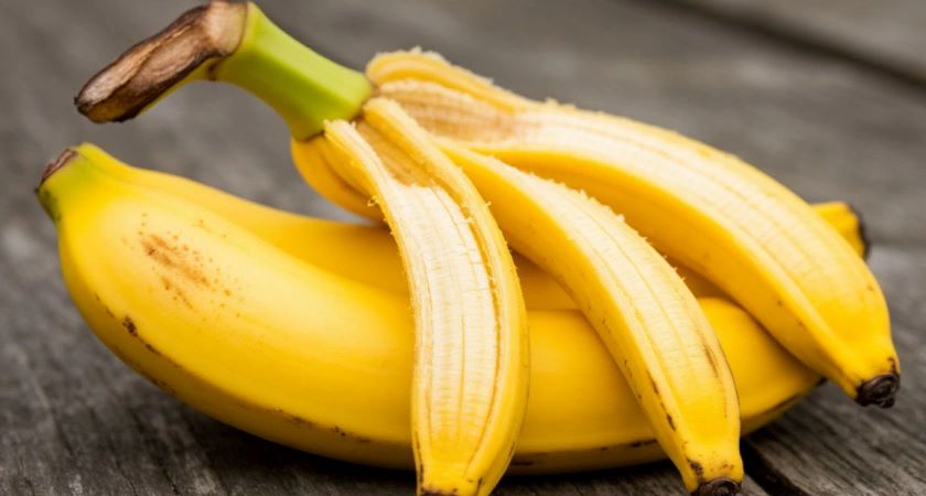 Использование банановой кожуры как удобрения и средства защиты